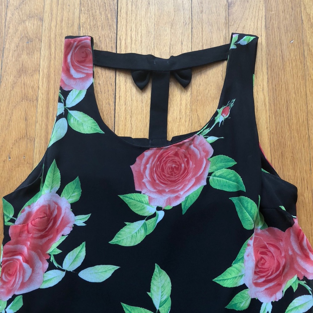 Dress - Picture 2 of 5